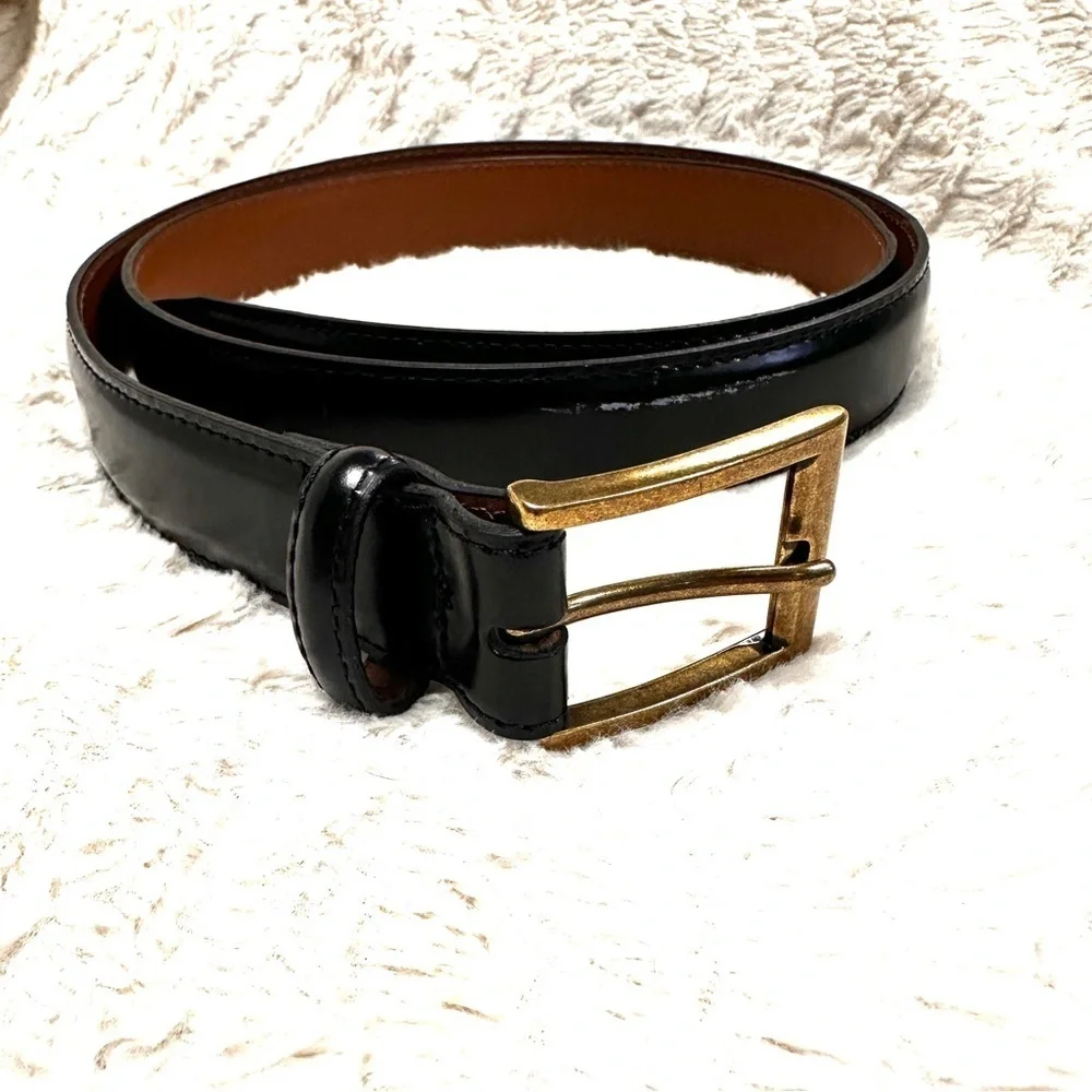 L.L.Bean  Genuine Leather Belt Size 42 Black, Gold Toned Buckle, Made in USA, 42